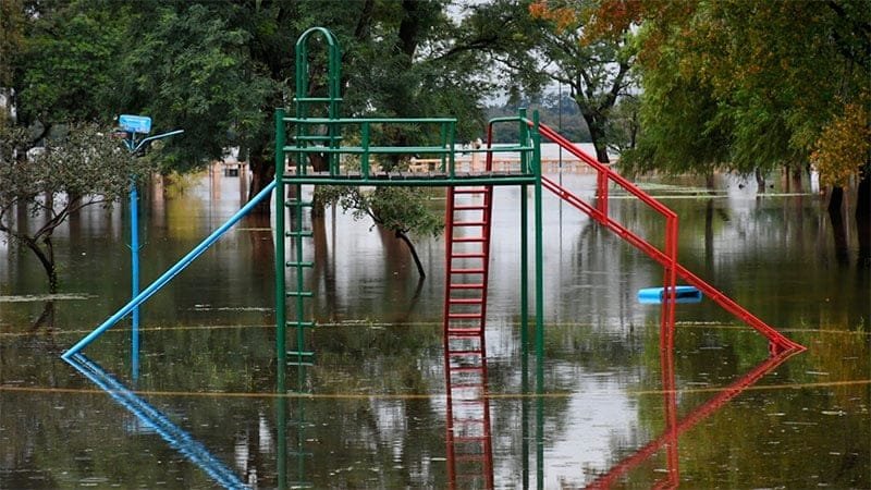 El río Uruguay sigue en crecida y llegaría a los 14 30 metros en Concordia