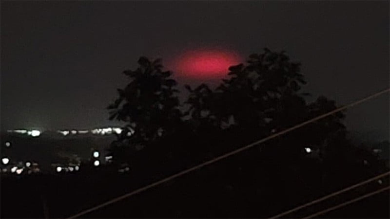 Avistaron una extraña luz roja en el cielo y la NASA dio explicaciones
