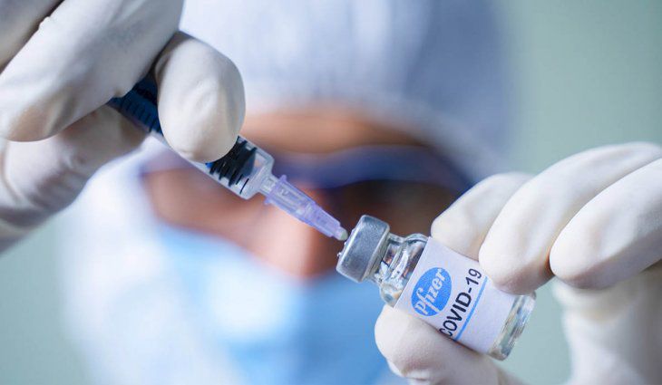 Se publicó el DNU que destraba la llegada de la vacuna de Pfizer