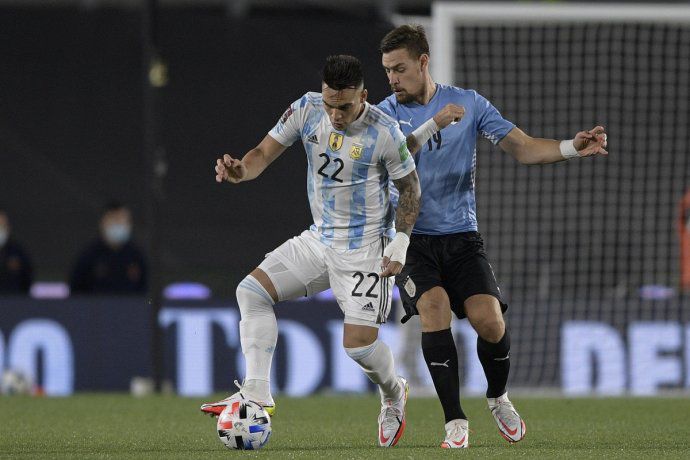Argentina brilló y goleó a Uruguay en el Monumental