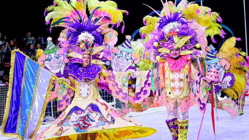 Santa Elena vivirá este sábado una noche más de carnaval