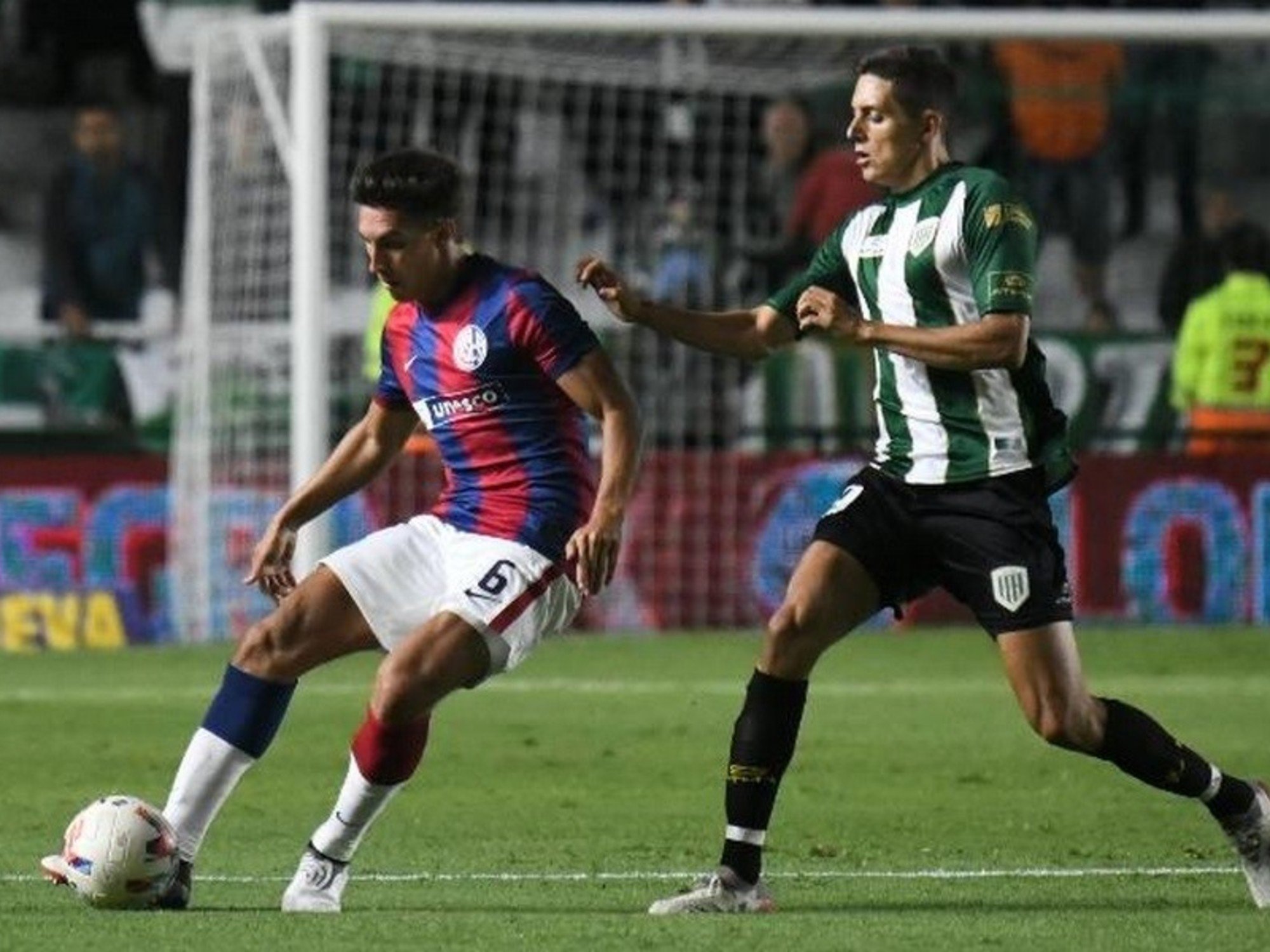 Troglio debutó en San Lorenzo con un empate en cero ante Banfield
