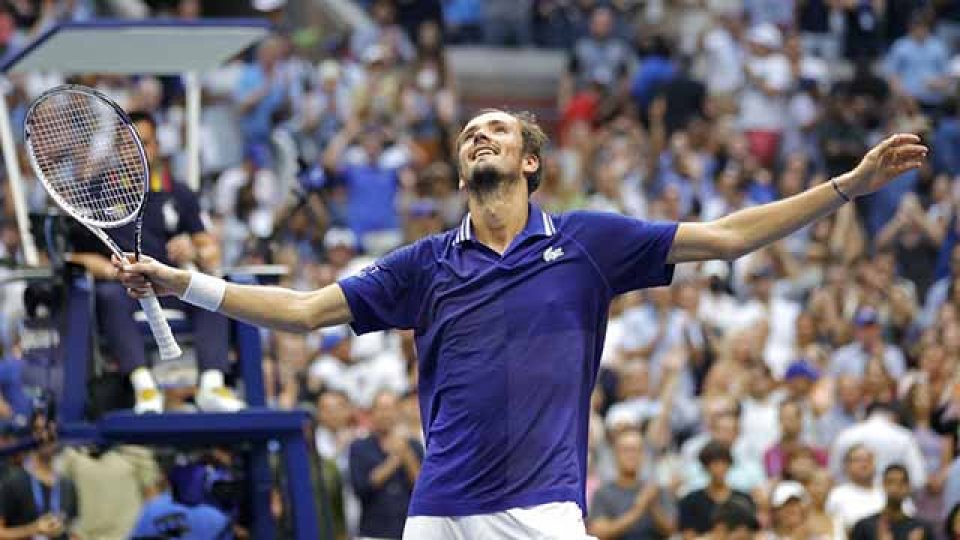 Ranking ATP: Daniil Medvedev desplazó a Djokovic y es el flamante número 1