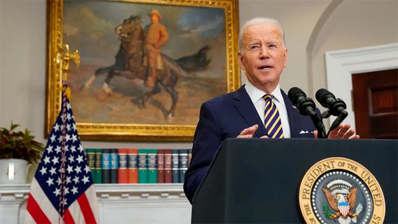 Biden prohíbe en EEUU la importación de hidrocarburos de Rusia por la guerra
