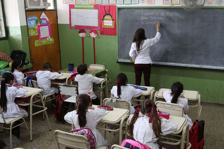 Imágenes y testimonios: así comenzó el ciclo lectivo en las escuelas de Paraná