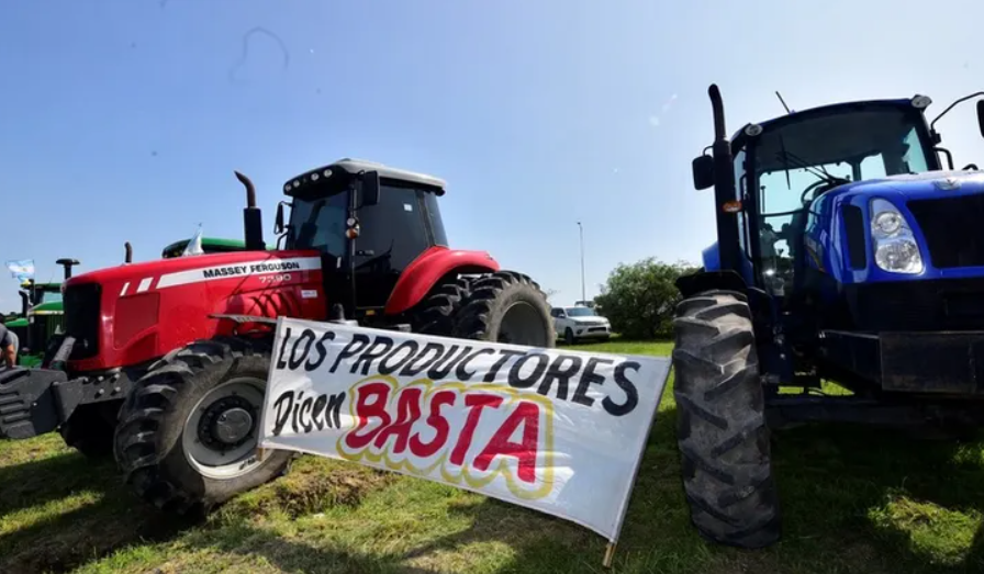 Productores entrerrianos convocan a una “marcha y tractorazo” contra el Gobierno