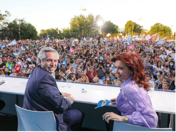 Alberto Fernández y Cristina Kirchner se reencontrarán en el acto por los 100 años de YPF