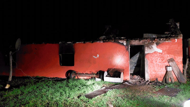 En Chajarí una vivienda fue consumida por el fuego: Cortocircuito provocó el incendio