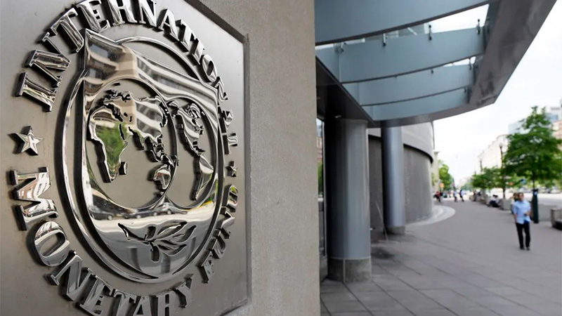 FMI: Argentina afrontará esta semana vencimientos por 1.400 millones de dólares