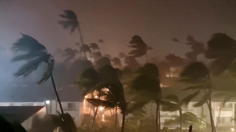 Ráfagas de 150 km/h y destrozos en República Dominicana por el huracán Fiona