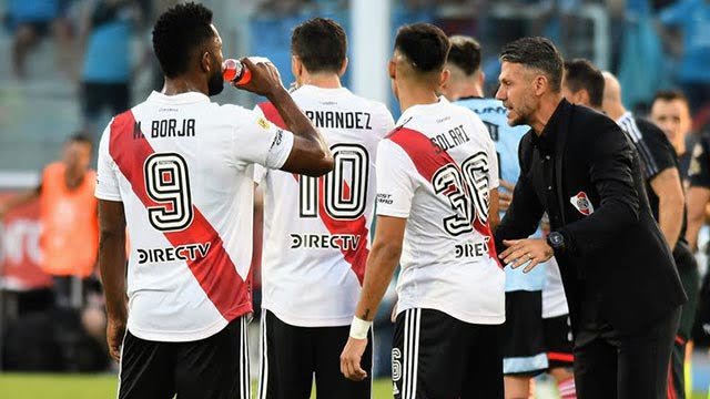 River y Racing de Córdoba en vivo: formaciones y detalles