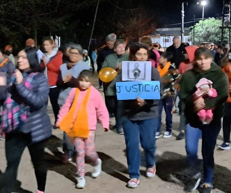 EntreRíosYA en Villa San Marcial: Hubo movilización tras la cruel muerte de un perro