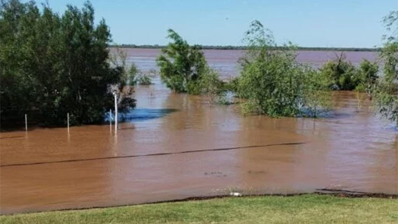 Por la crecida del río Uruguay, existe incertidumbre de cara a la temporada de verano