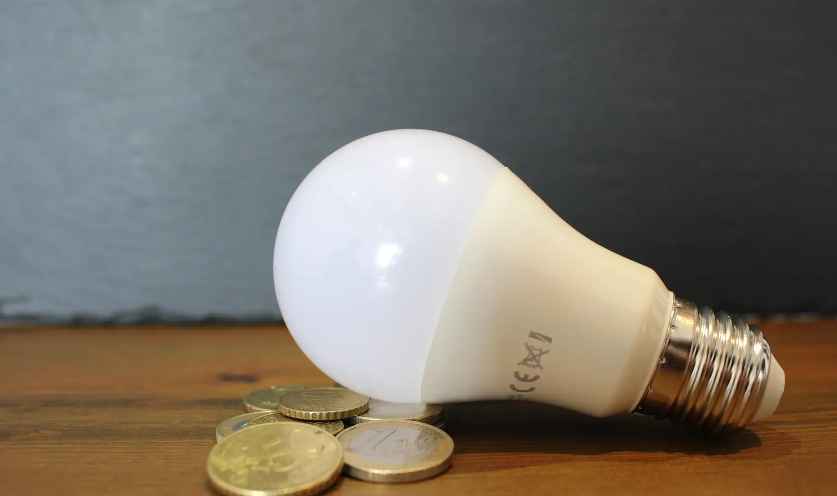 Cómo evitar el consumo fantasma de energía y ahorrar en la factura de luz