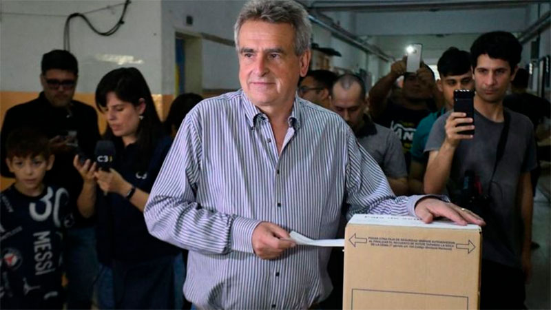 Balotaje 2023: Votó Agustín Rossi