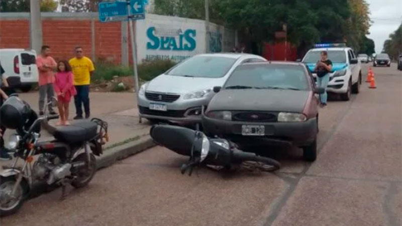 Choque múltiple en Concepción del Uruguay fue protagonizado por un vehículo que se quedó sin freno