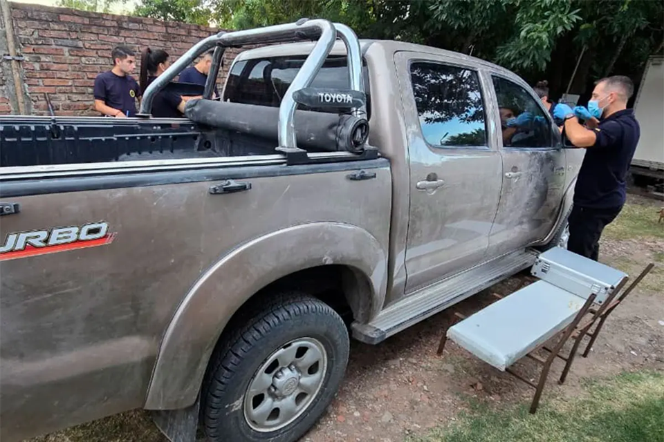 Cuerpo calcinado en Cerrito: detuvieron a un joven y secuestraron un vehículo