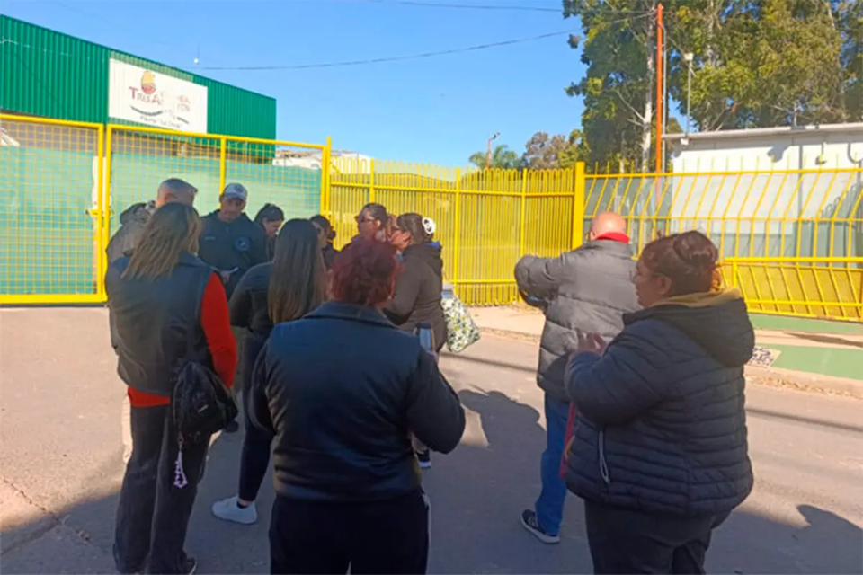 Exigieron el pago de cuotas alimentarias retenidas a trabajadores de Granja Tres Arroyos