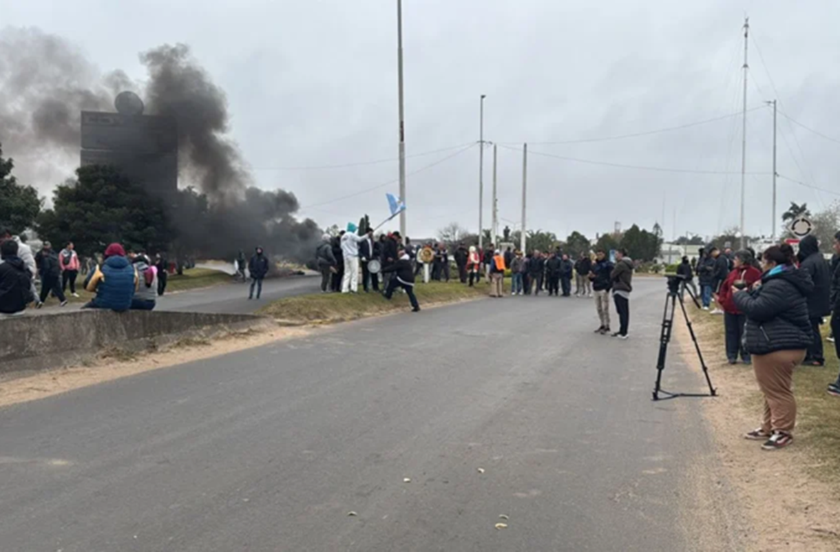 Cierre de Granja Tres Arroyos en Concepción Uruguay: Nos dejaron en la calle, expresaron