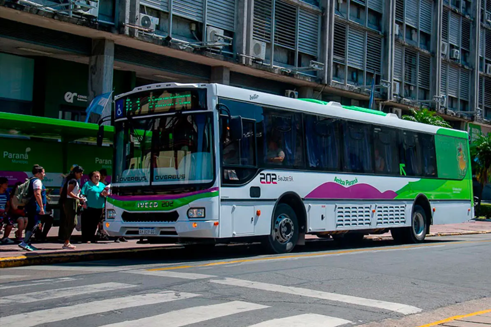 Comienza a regir el aumento del boleto de colectivos en Paraná: los nuevos valores