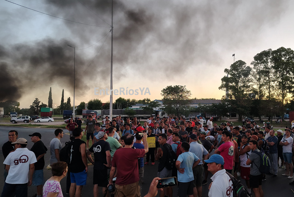 Cierre de Granja tres Arroyos: suspendieron audiencia y UATRE declaró estado de alerta