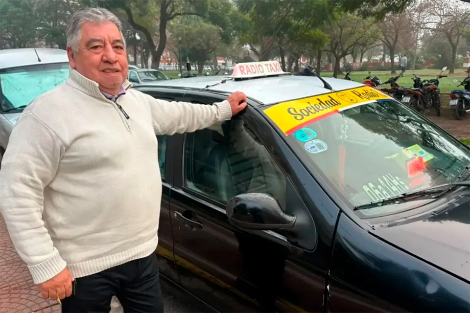 Taxista asistió un parto y ayudó a nacer a una bebé