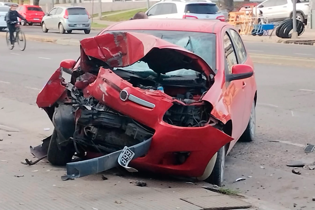Grave accidente cerca de la redacción de EntreRíosYA: Joven fue hospitalizado
