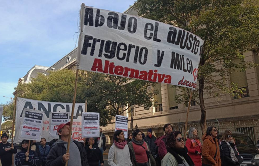 "La situación de los docentes entrerrianos es desesperante: esta semana habrá un paro