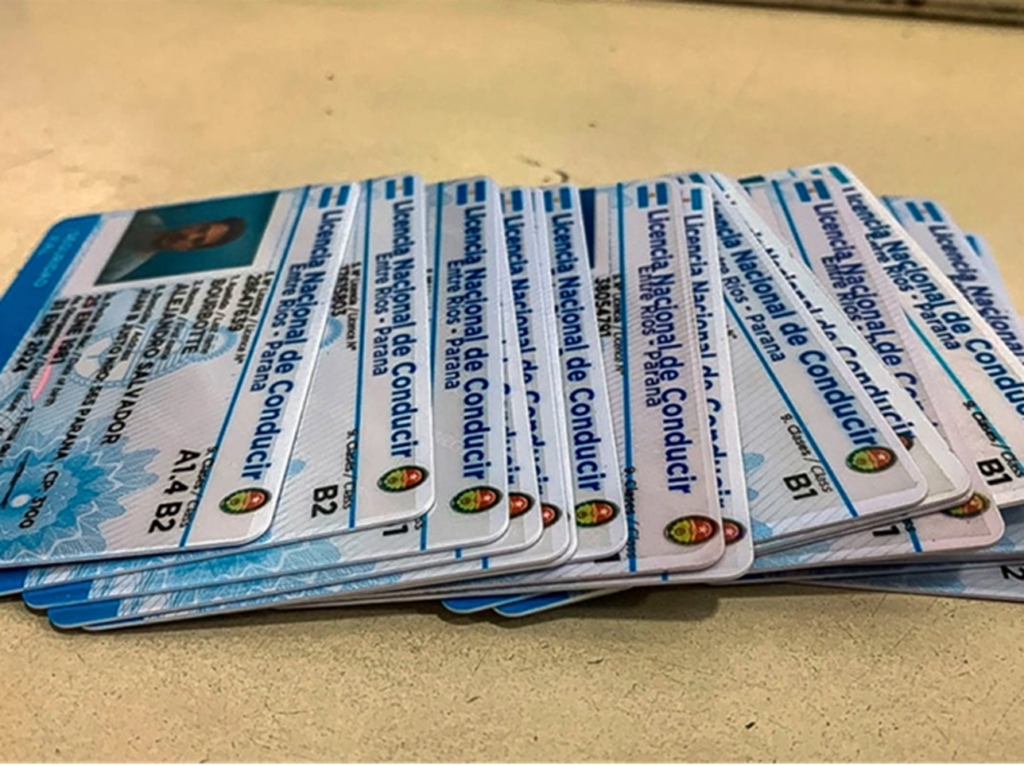 Licencia de conducir: cuál es la edad máxima para sacar o renovar el registro