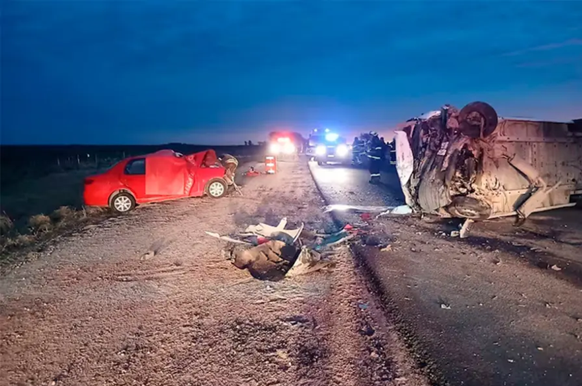 Choque frontal en la ruta 4 dejó dos muertos